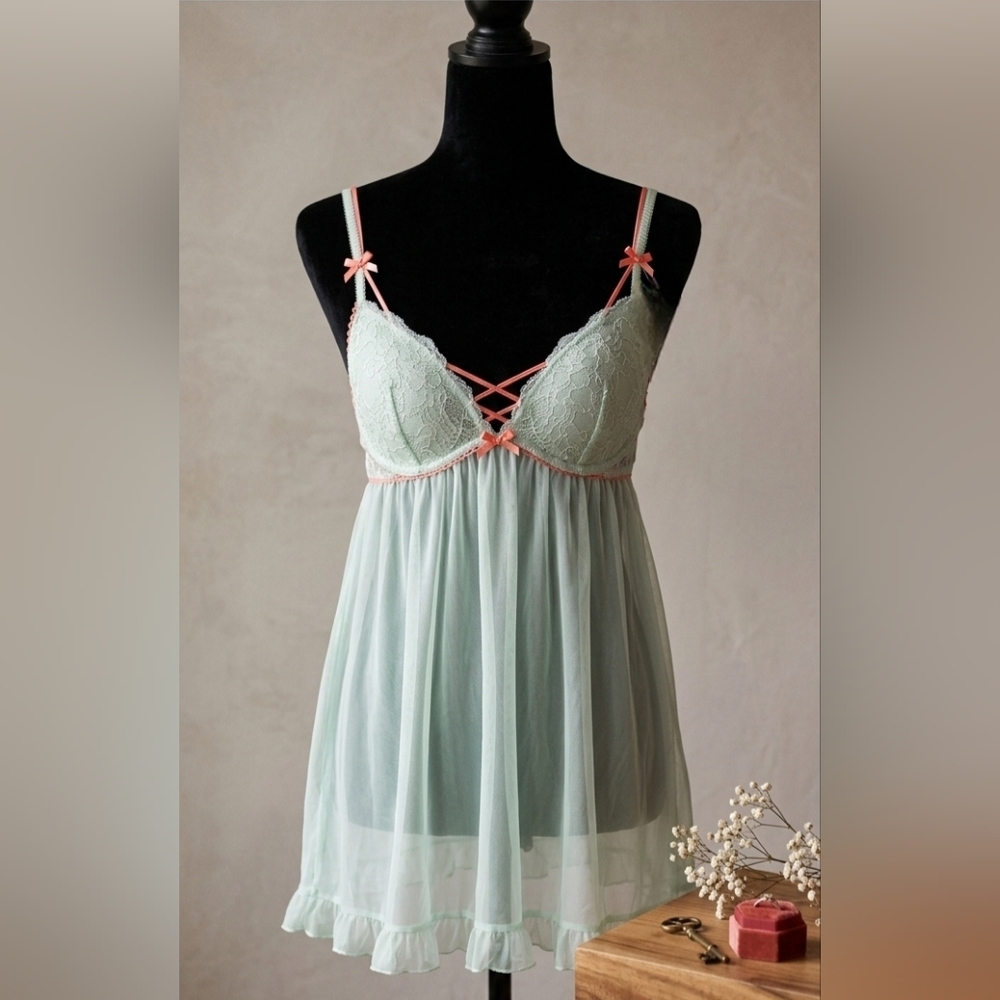 Victoria's Secret Mint Green & Coral Lace Babydoll Chemise Lingerie - Size M - Picture 2 of 5
